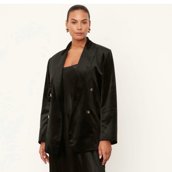 Vince Black Velvet Double Breasted Classic Blazer - Picture 3 of 11
